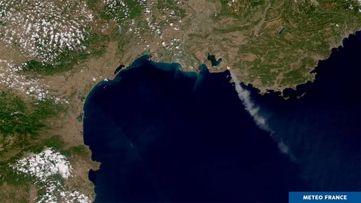 Image satellite - fumée d'incendie - Météo-France