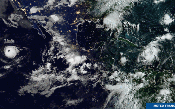 4 systèmes tropicaux sont présents dans la même zone du globe.