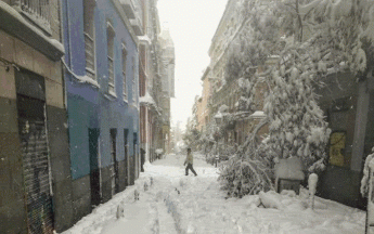Rue de Madrid sous la neige
