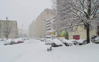 Le centre-ville d'Alès (Gard) sous la neige le 28 février 2018.