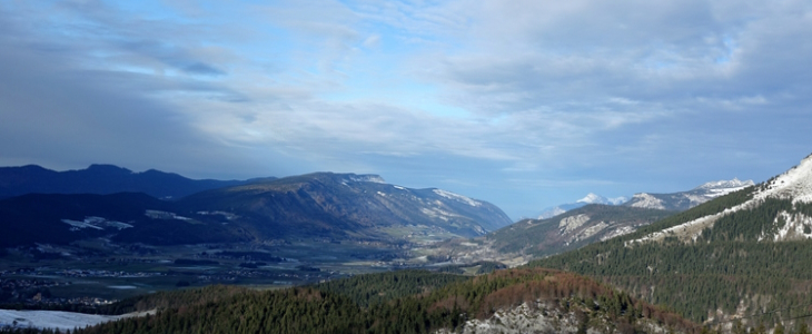 Massif de Chartreuse vu de Villard-de-Lans (38) le 10 janvier 2023.