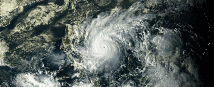 Le cyclone Goni a frappé les Philippines au stade de super typhon.