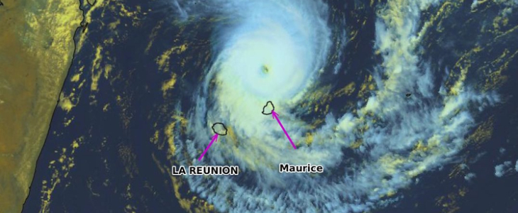 Image composition colorée du satellite géostationnaire MSG 2 à 10h15 UTC (11h15 heure de Paris).