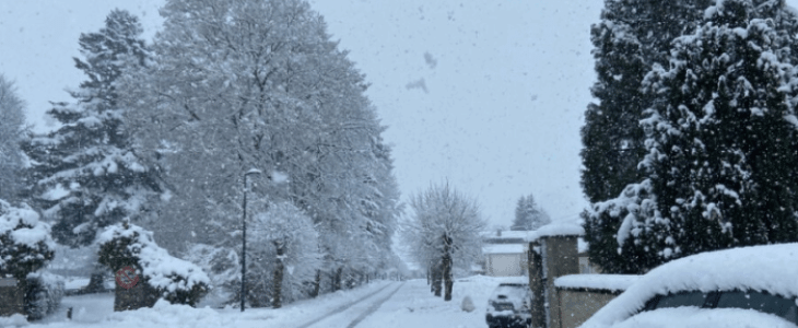 L'hiver a commencé à étendre son manteau blanc à basse altitude ce week-end.