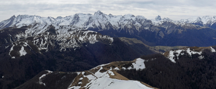 Effet de foehn sur les Pyrénées mardi
