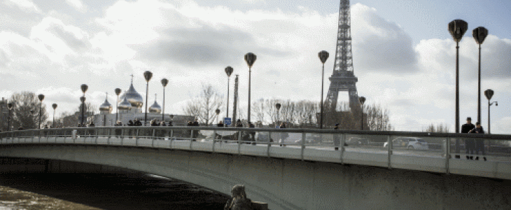 Seine en crue au pont de l'Alma à Paris