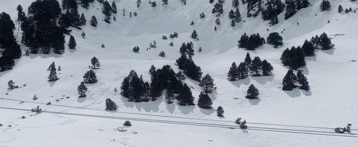 Saint-Lary, le 21/04/2022, encore très bien enneigé pour la saison comme la plus grande partie des Pyrénées au-dessus de 2 000 m d’altitude.