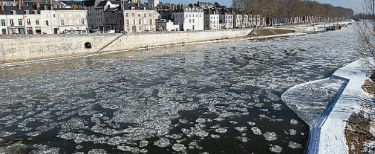 Grand froid à Orléans : la Loire, le 10 février 2012
