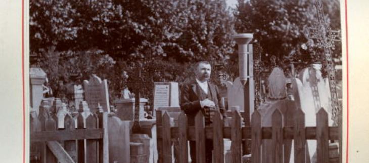Poste météorologique, Pantin (Seine) - Poste pluviométrique établi en août 1899 au dépôt des objets funéraires du cimetière de Pantin. Crédits " Météo-France "