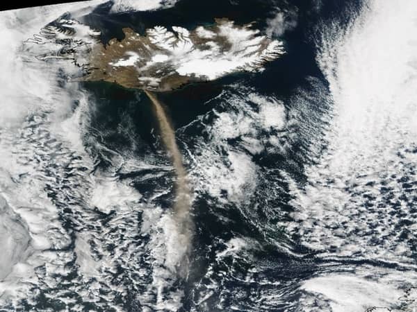 Volcan Eyjafjöll - Image satellite du 11/05/2010 13h59 - AQUA 