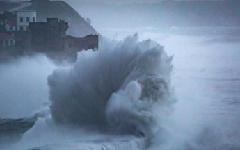 La tempête Fien a soufflé sur le Pays basque (Fort de Socoa 64).