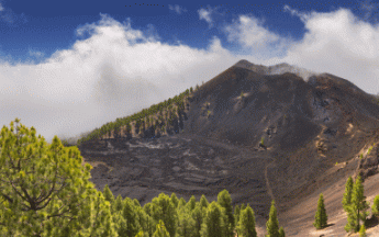Le volcan Cumbre Vieja, situé aux Canaries (Espagne), est entré en éruption récemment.  Image illustration