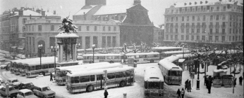 Le centre de Clermont-Ferrand sous la neige le 5 novembre 1980