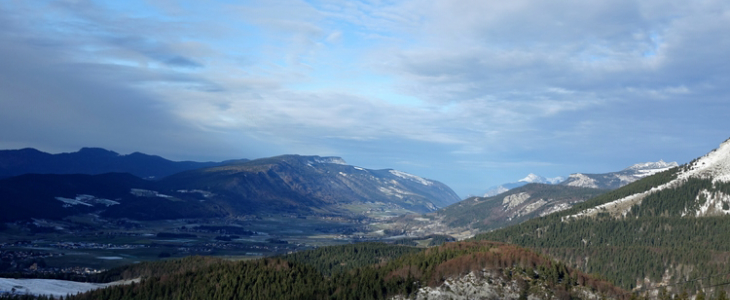 Massif de Chartreuse vu de Villard-de-Lans (38) le 10 janvier 2023.