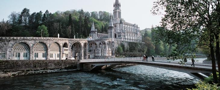 Basilique Notre Dame du Rosaire à Lourdes