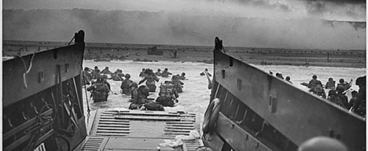 Les troupes américaines débarquent à Omaha beach © US. National Archives
