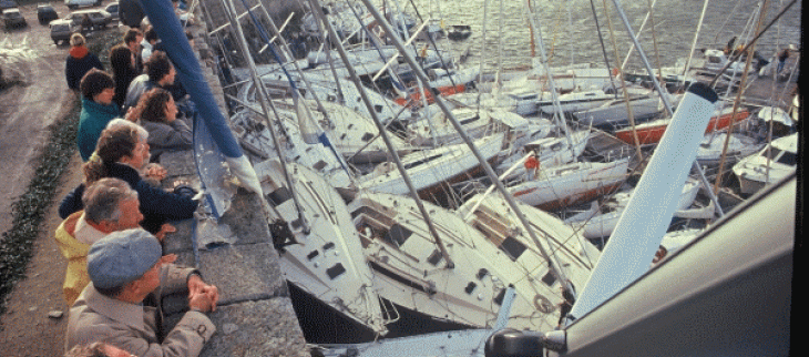 Après la tempête : bateaux dans le port de Concarneau.