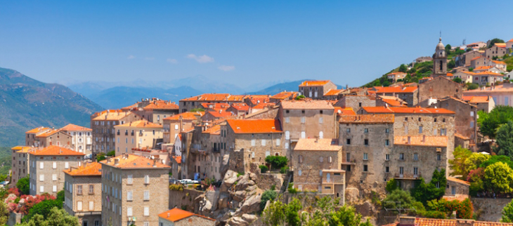 Le seuil des 40 °C a été atteint à Sartène hier en Corse.