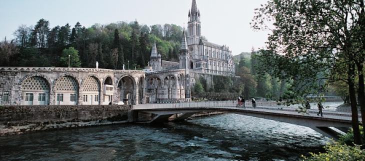 Basilique Notre Dame du Rosaire à Lourdes