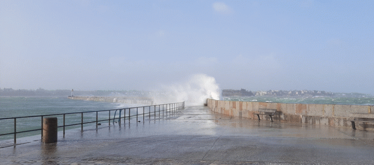 St Malo ce matin après le passage de la tempête Franklin.
