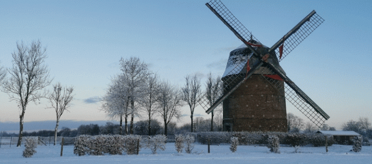 De nouvelles chutes de neige arrivent sur les sols déjà gelés 