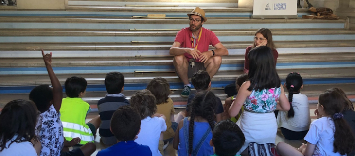 Des élèves à l'Académie du Climat.