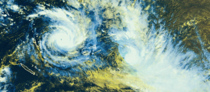 Image satellite montrant les deux cyclones le 15 décembre 2020 - © Météo-France