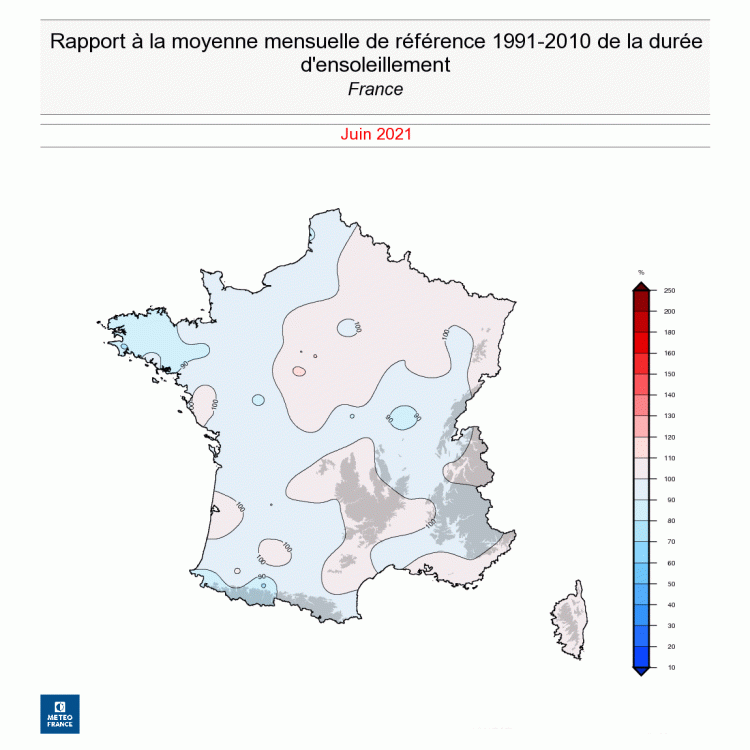 Rapport à la moyenne saisonnière de la durée d'ensoleillement, en France, en juin 2021. Météo-France.